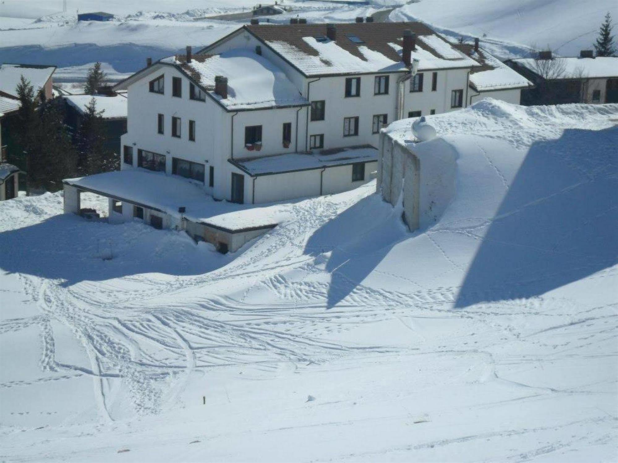Hotel Lusi Roccaraso Exterior photo